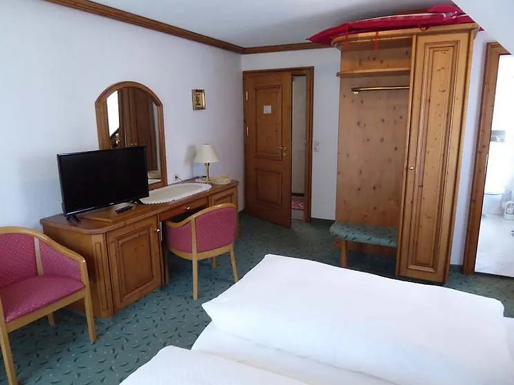 Decker's Bio Hotel zum Lamm-1